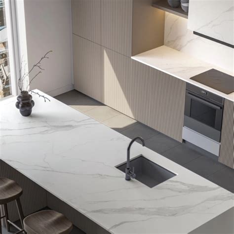 calacatta bianco smartstone.